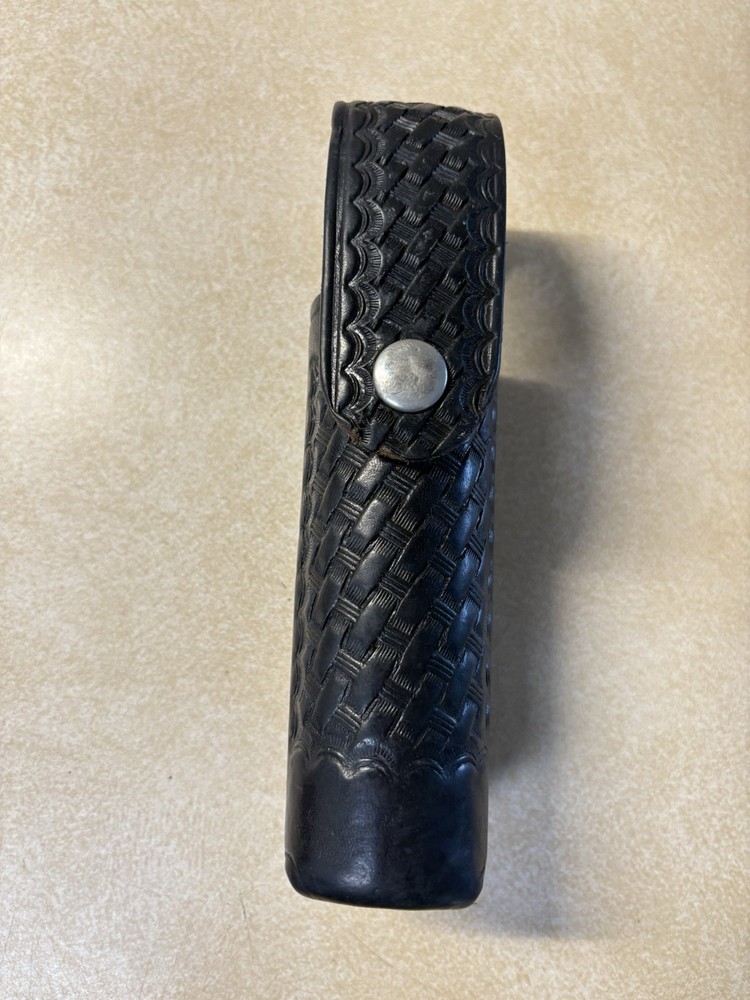 Leather Safety Speed Baton Holder
