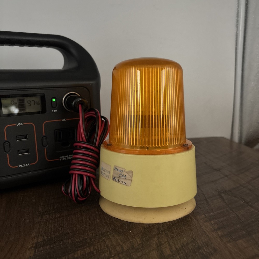 Orange Car Light, strobe Light 12 V After It Warms Up Bright Flash 1 Second