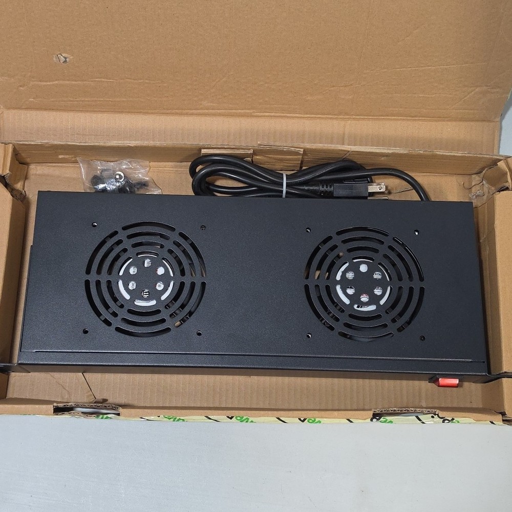 NavePoint Rack Cabinet Mounted Server Cooling System With 2 Fans, Black - (READ)