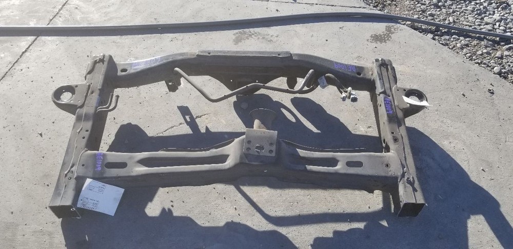 16 TOYOTA SEQUOIA REAR FRAME SECTION CUT