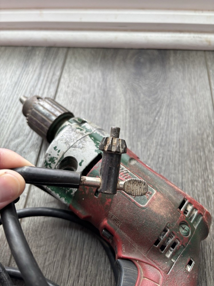 1/2" MILWAUKEE MAGNUM HOLE SHOOTER DRILL