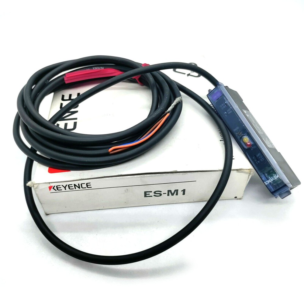 KEYENCE ES-M1 Sensor Amplifier New