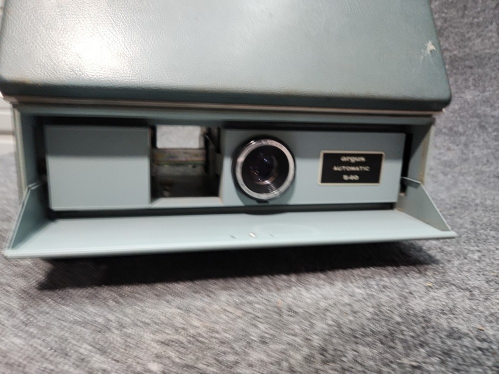 Argus 540 Slide Projector Vintage 1950s Tech Green Automatic