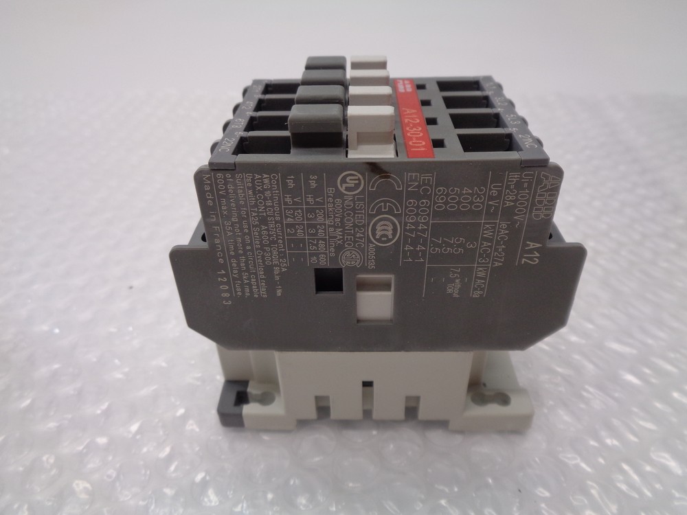 ABB A12-30-01-51 CONTACTOR 480V NSMP