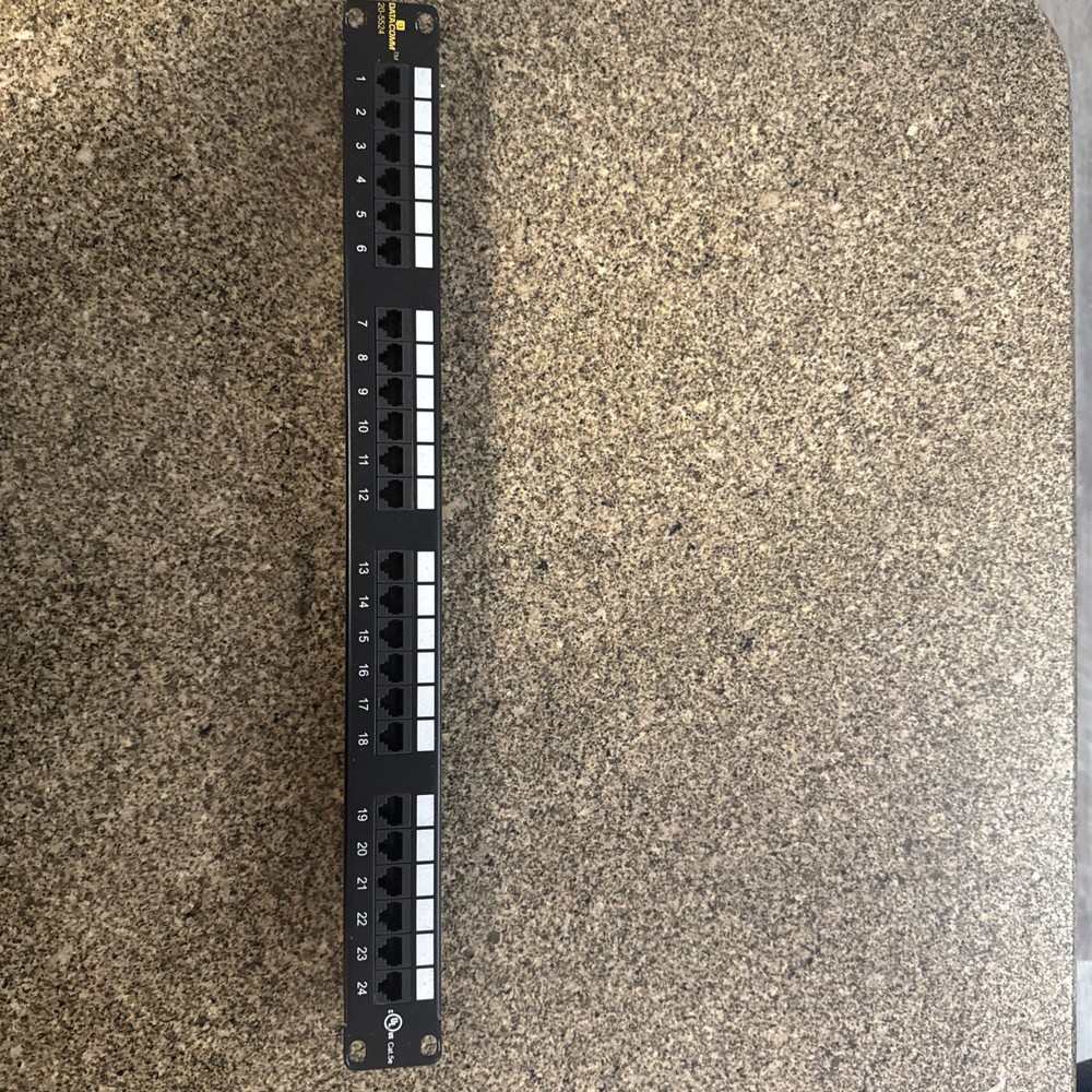 DataComm Electronics CAT5e 24 Port Patch Panel