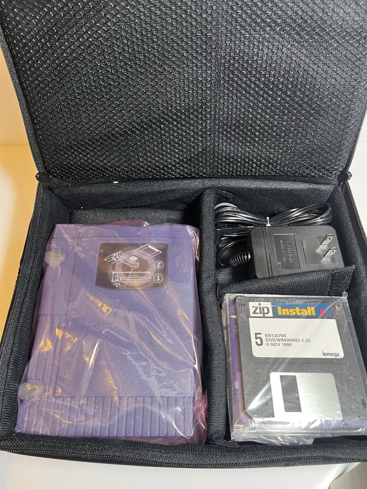 COMPLETE BUNDLE: iomega Z100P2 ZIP 100 External Drive - Manual, Discs, Adapter