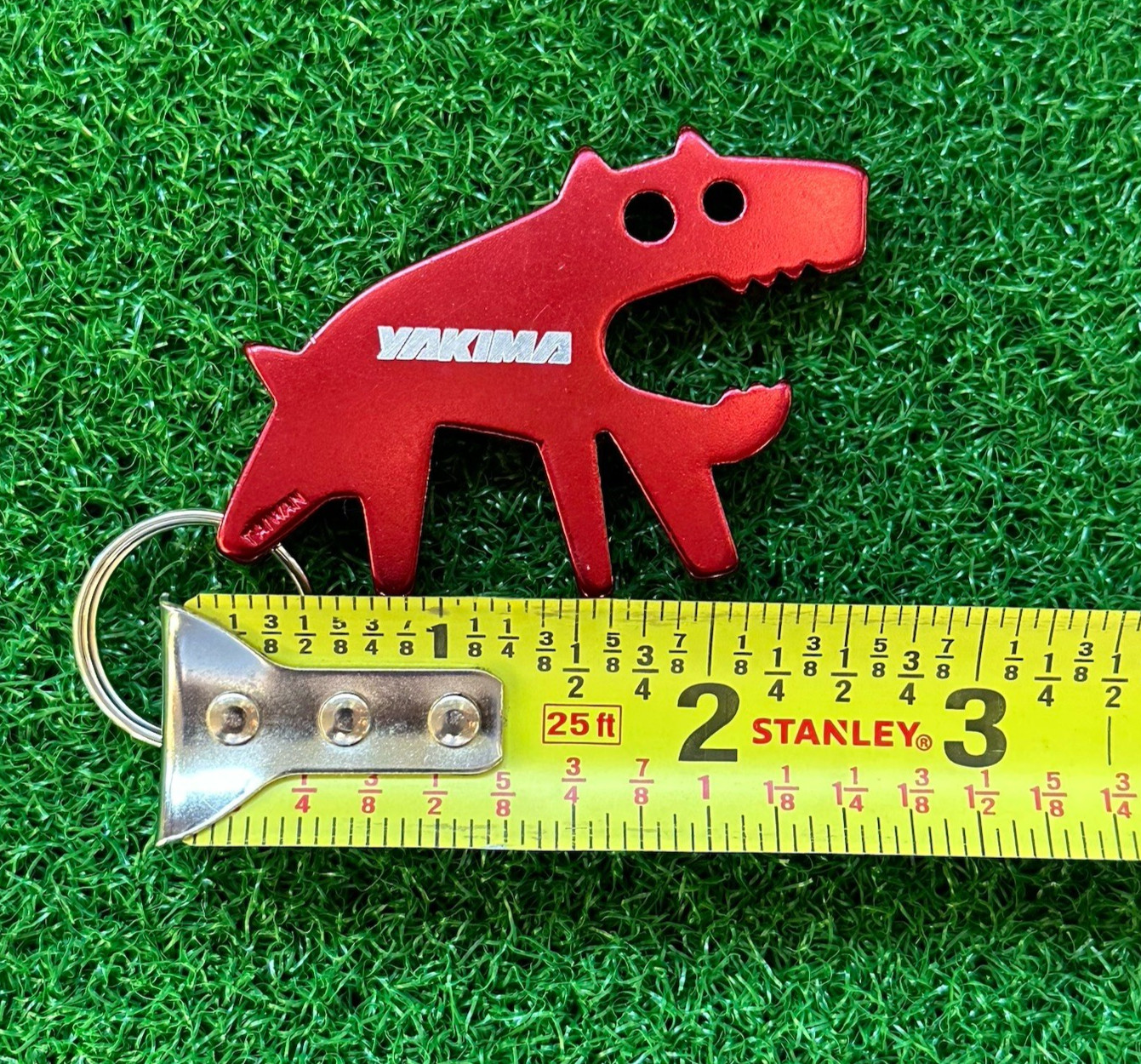 Yakima Auto Rack Red Logo Keychain Bottle Opener Dog Mouth Aluminum Metal 2.5"