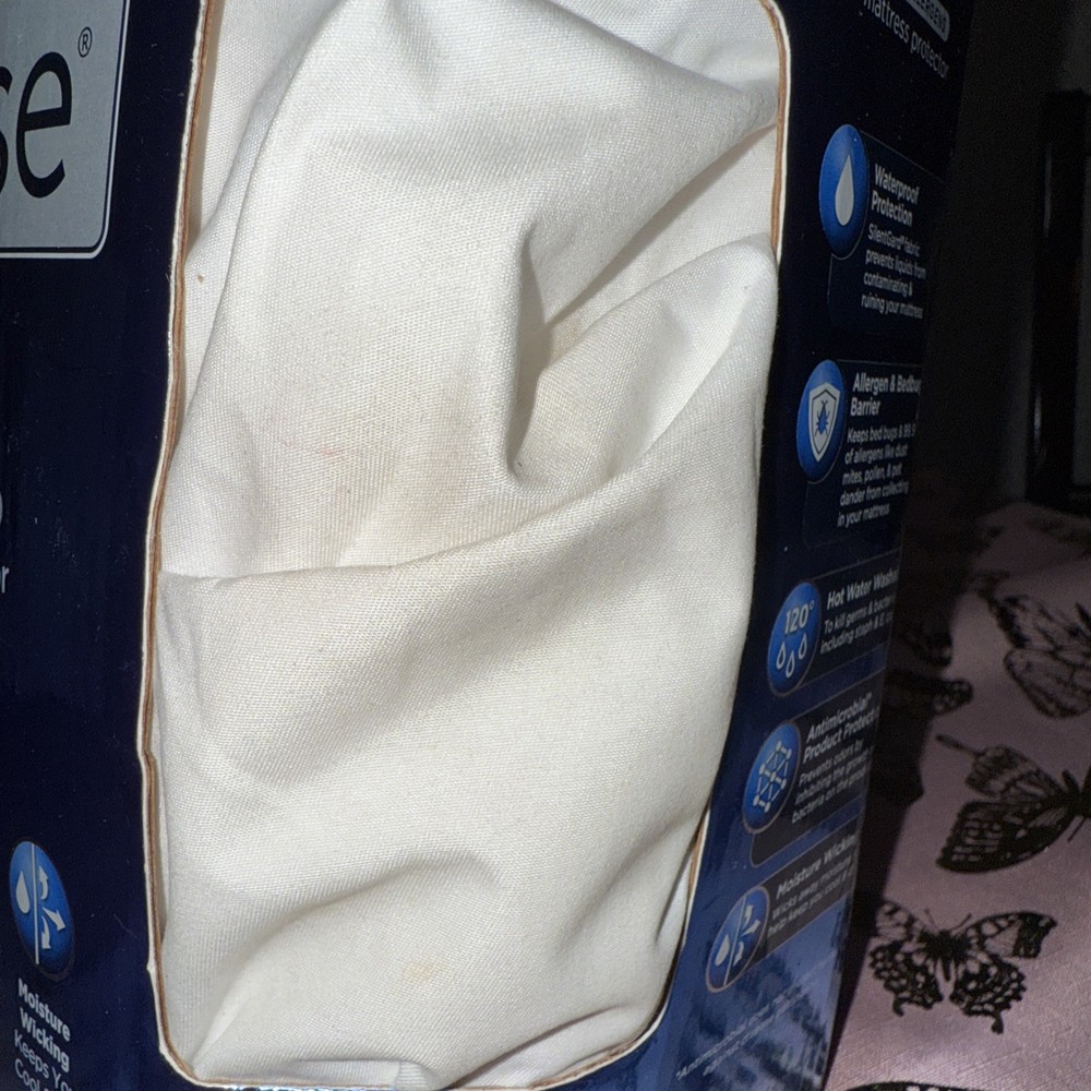 see description AllerEase Full Size Mattress Protector Maximum Soft Waterproof