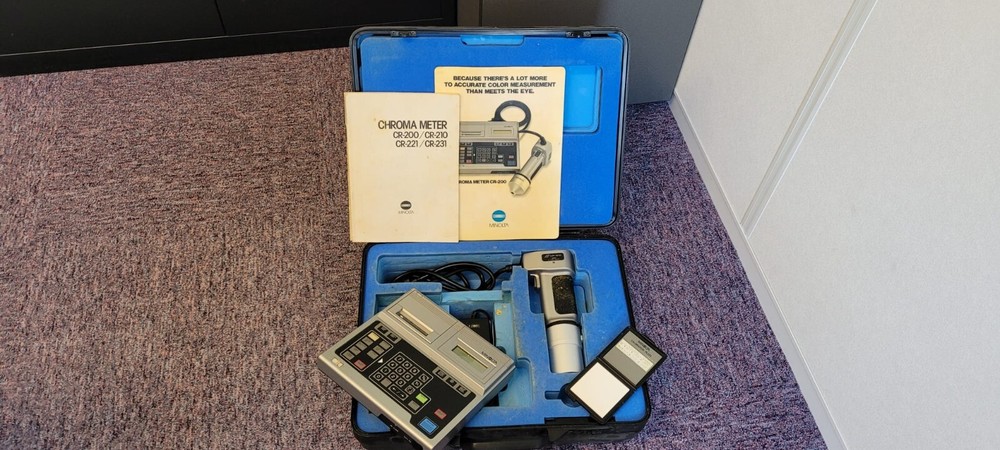 Minolta Chroma Meter CR-210 with Hard Case