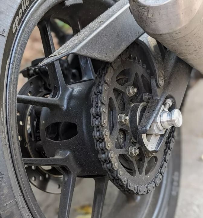 PADDOCK SWINGARM SPOOLS FIT FOR TRIUMPH SPEED 400