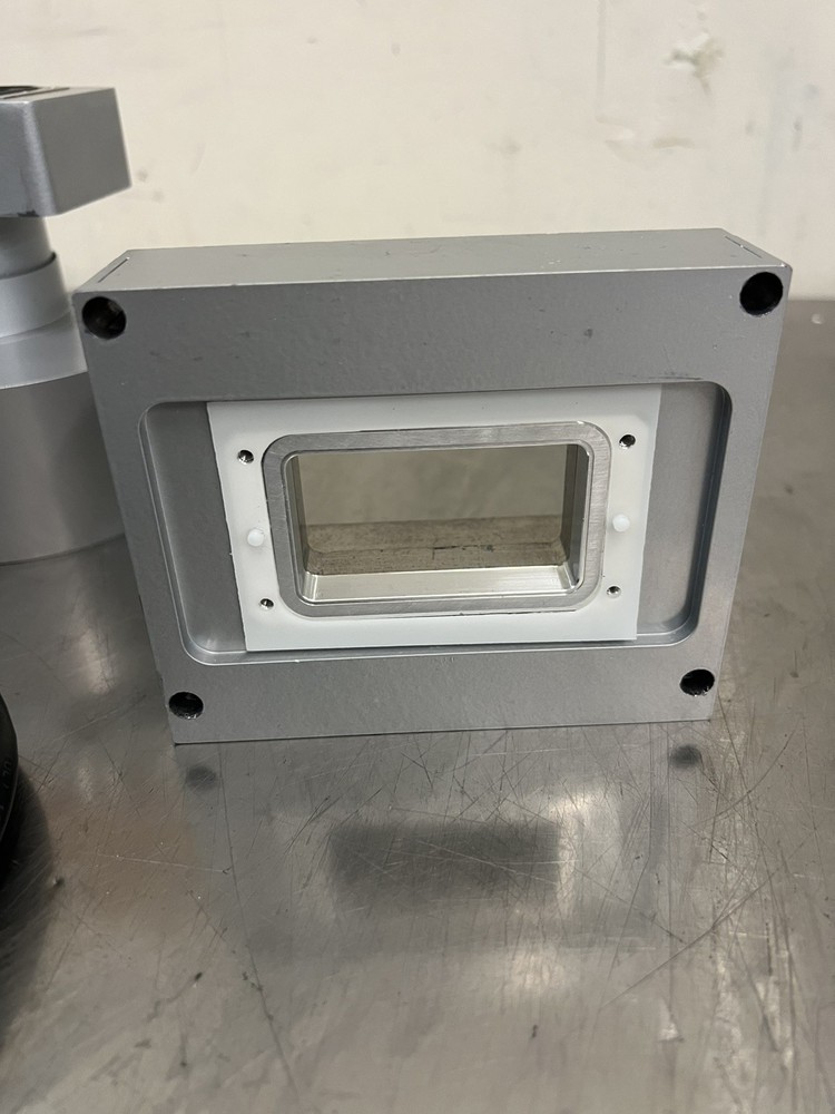 Gatan ORIUS SC1000 (Model 832.P20U0) CCD Camera, Flange & Cable