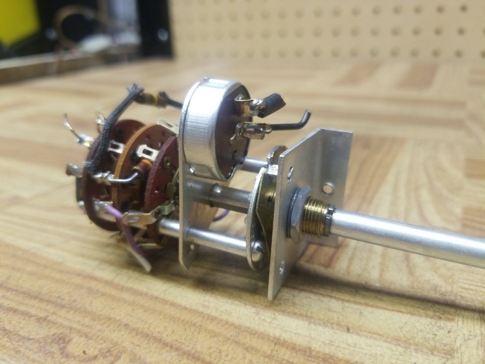 Mcintosh mr65 Power Switch And Selector