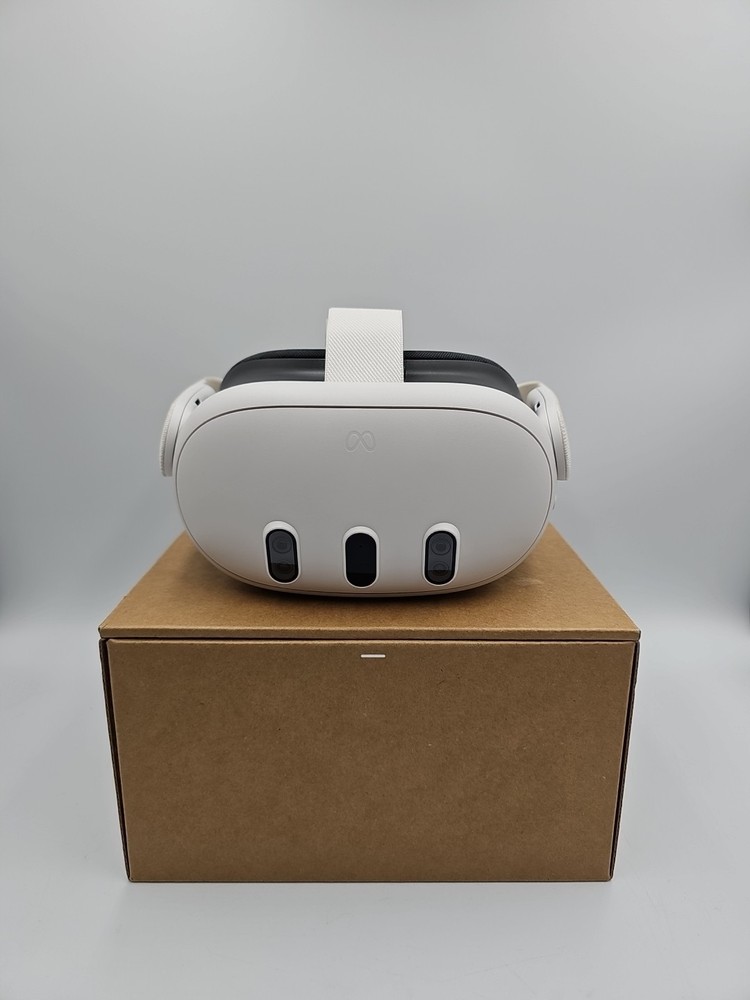 Meta Oculus Quest 3 S3A - 512GB VR Headset with Controllers