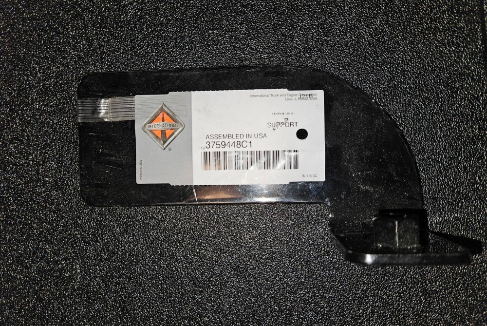 International Upper Step Front Assembly Support - 3759448C1 - NEW - OEM