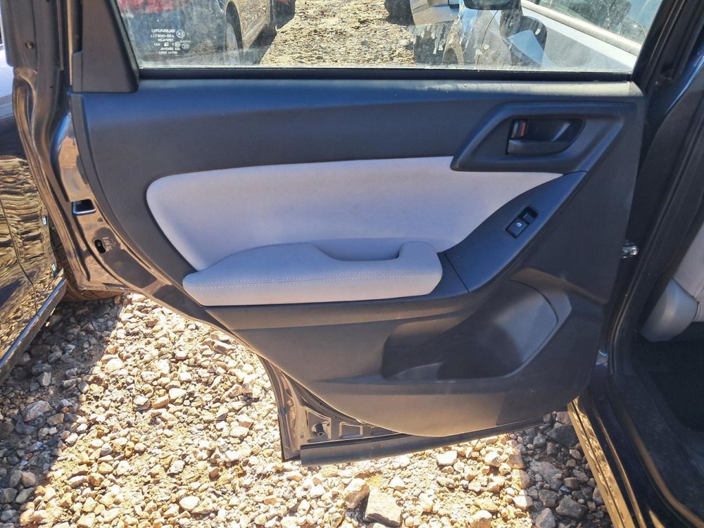 Engine ECM Electronic Control Module Floor Cavity Fits 15-16 FORESTER 4852493