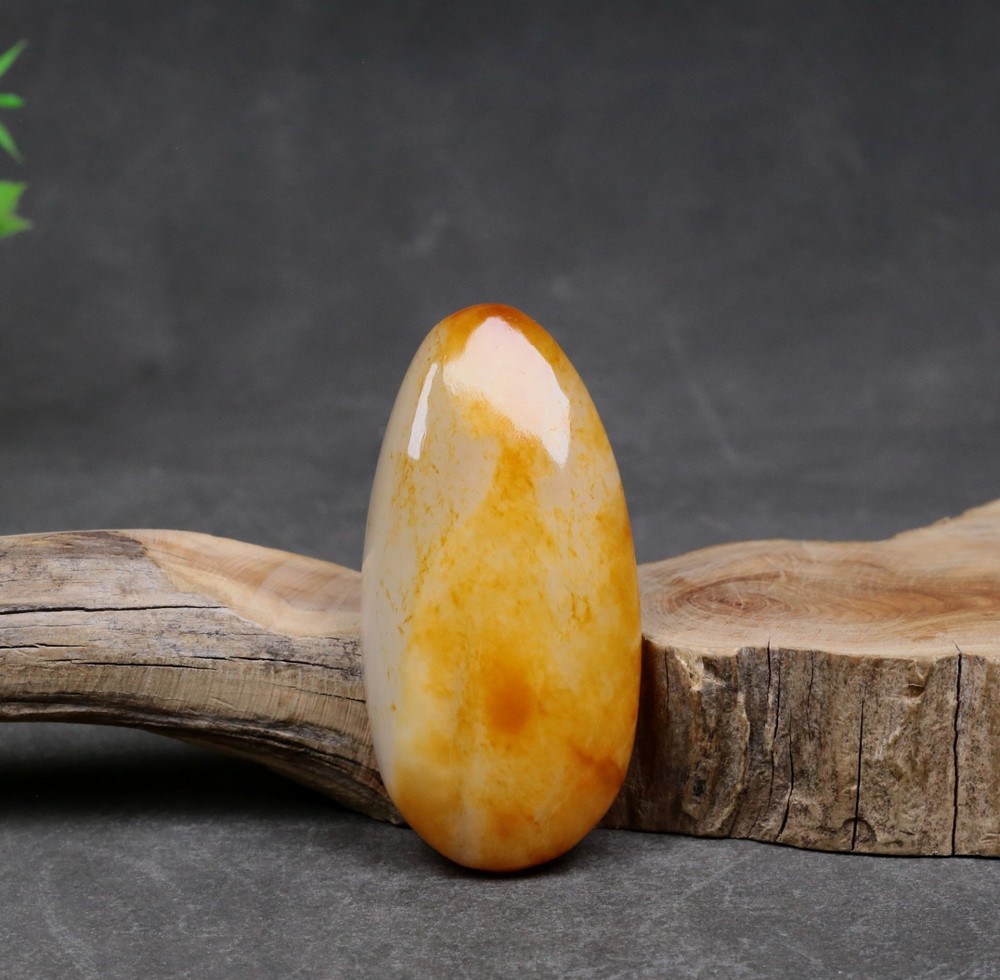 Certified 100% Hetian jade(Nephrite) Raw stone 和田玉原石 78G