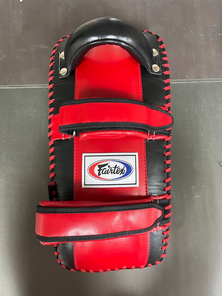Fairtex Muay Thai Curved Pad