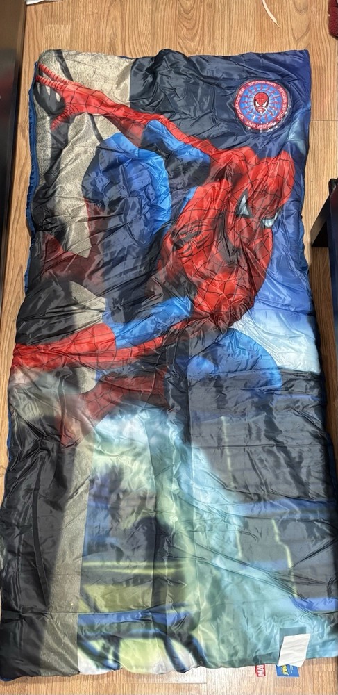 Children’s Spider-Man Sleeping Bag With Drawstring Carry Bag