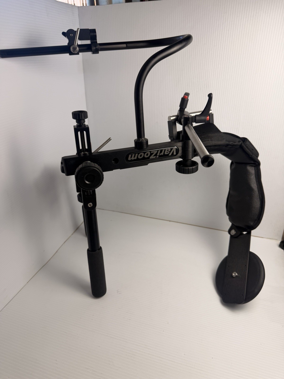 VariZoom Zero Gravity Camera Support System w/ Soft Carry Case