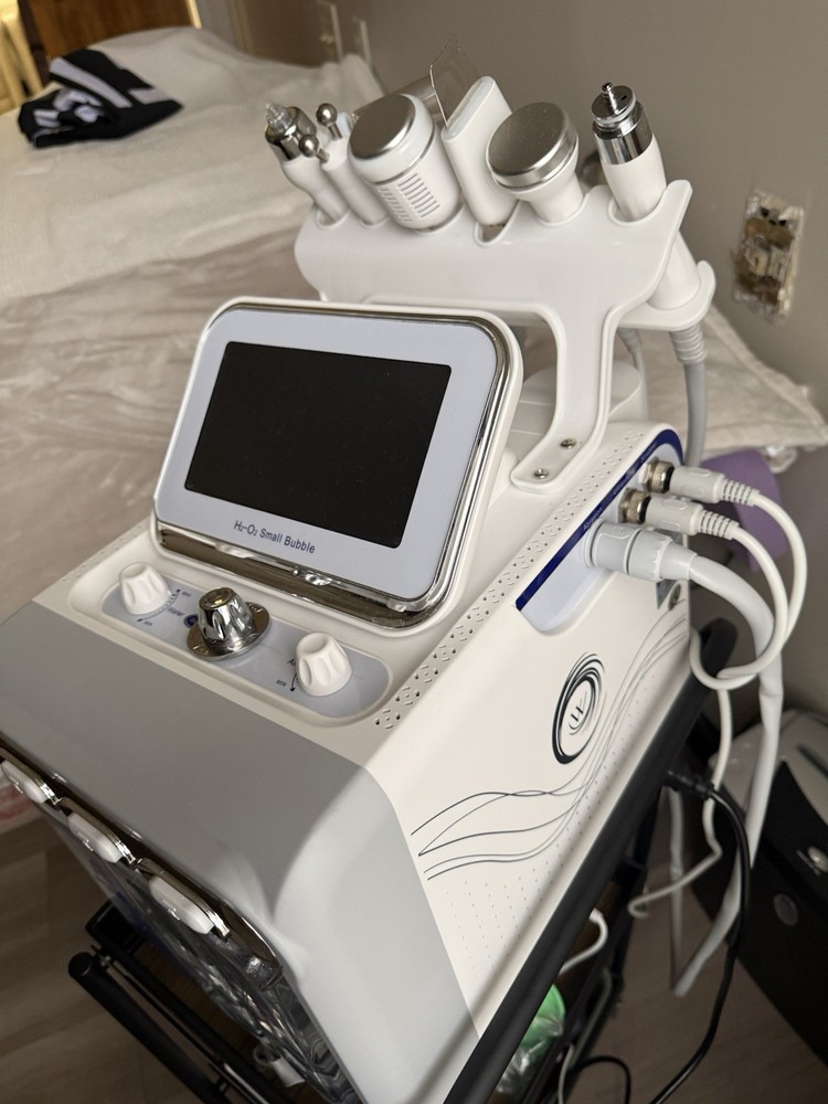 H2-O2 Small Bubble Multi-Function Adjustable Facial Machine White for Face