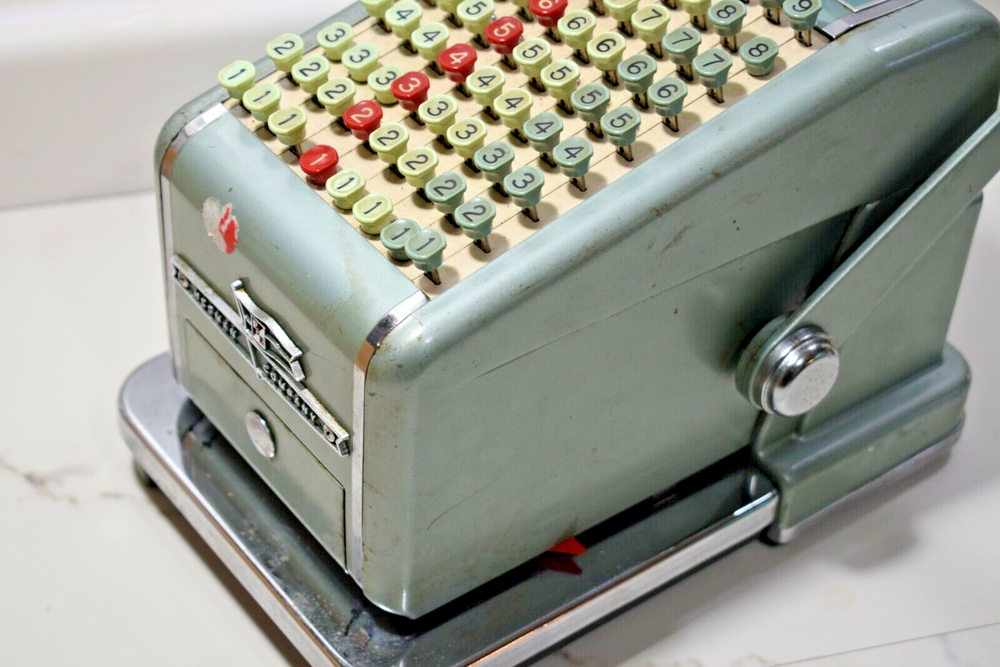 Vintage F & E Check Protector