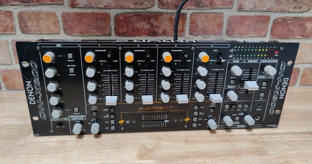 Denon DN-X800 Mixer READ