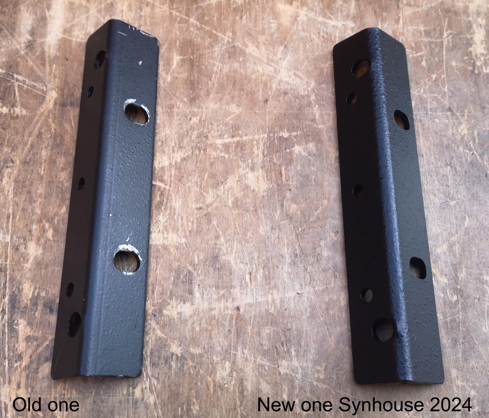 CORRECT Gray Rack Ears for E-mu Emax Rack with the CORRECT Screws
