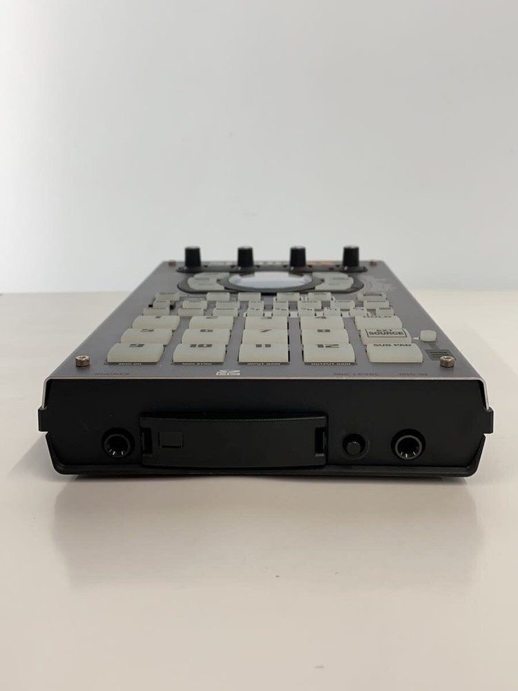Roland SP-404SX Sampler Performance Pad Beat Machine Japan