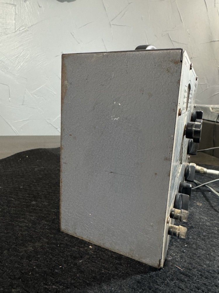 EICO Signal Generator Model 324