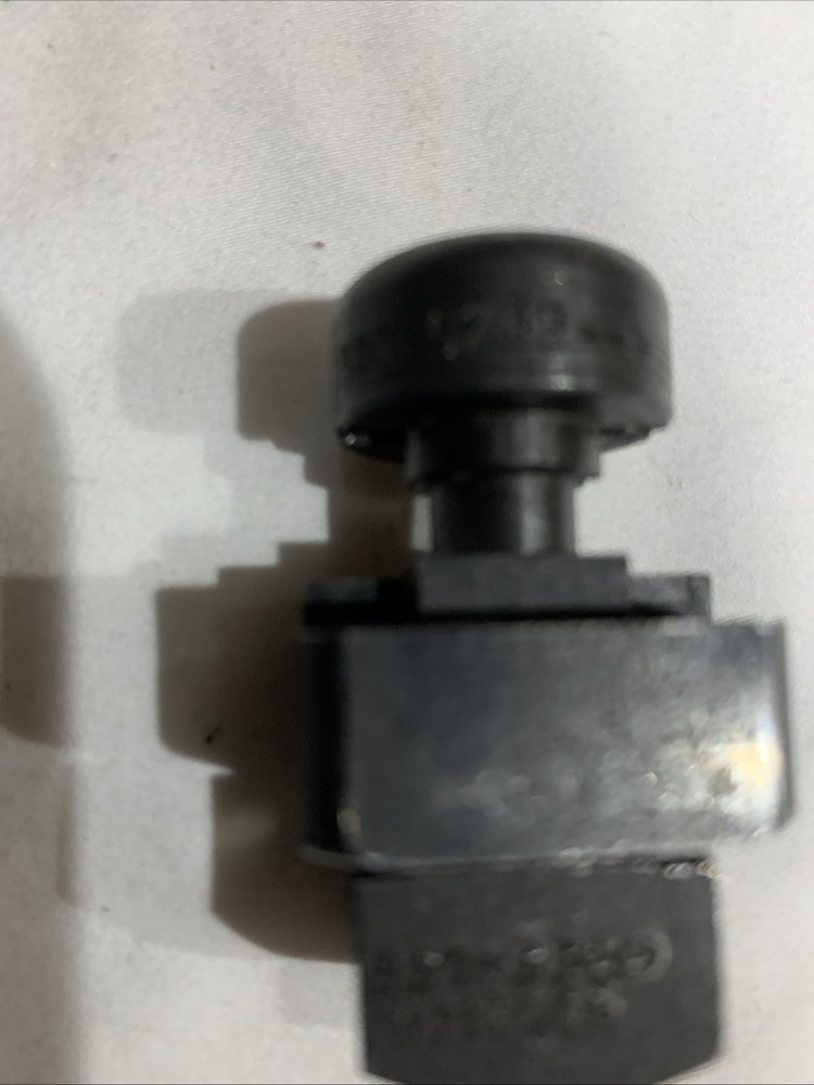 Greenlee 1/2 Square Punch