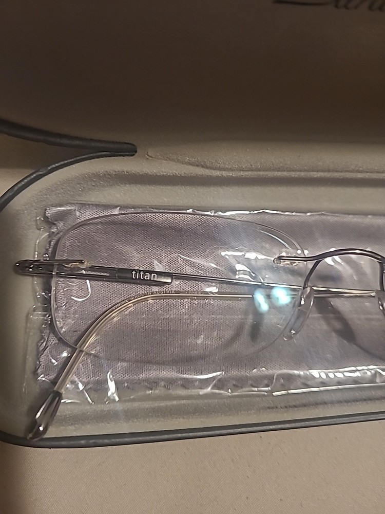 Pre-owned SILOUETTE NEXT GEN TITANIUM UNISEX FRAME