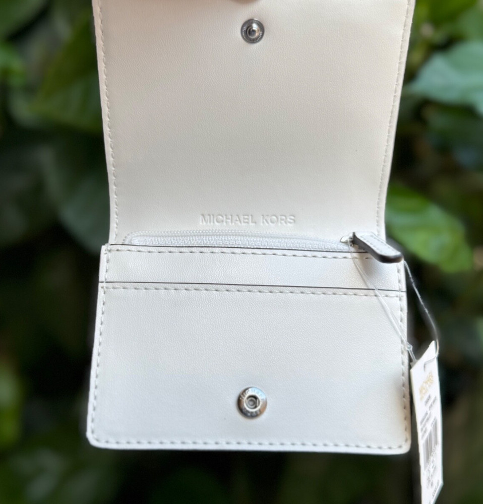 MICHAEL KORS CARSON SMALL FLAP LEATHER WALLET OPTIC WHITE/SILVER