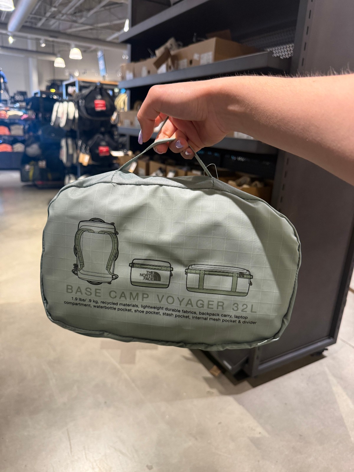 The north face Base Camp Voyager Duffel—32L / Slate moss/Bark