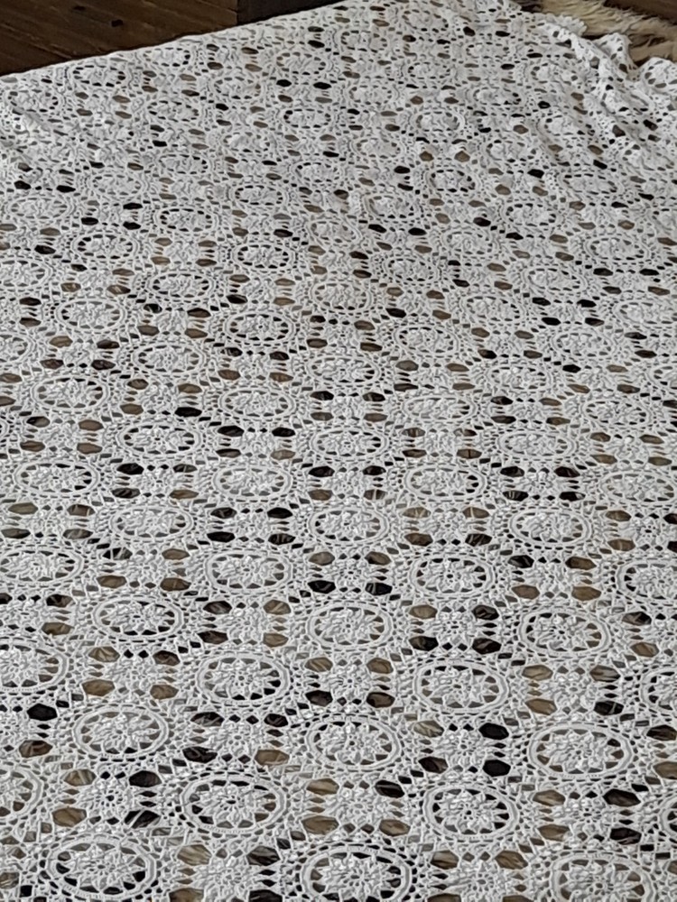 VINTAGE 70s CROCHET DOUBLE BEDSPREAD NEW