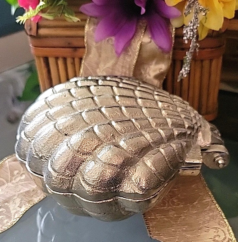 Clamshell Shell Scallop Hinged Large Trinket Keepsake Box Vtg Rare Unique