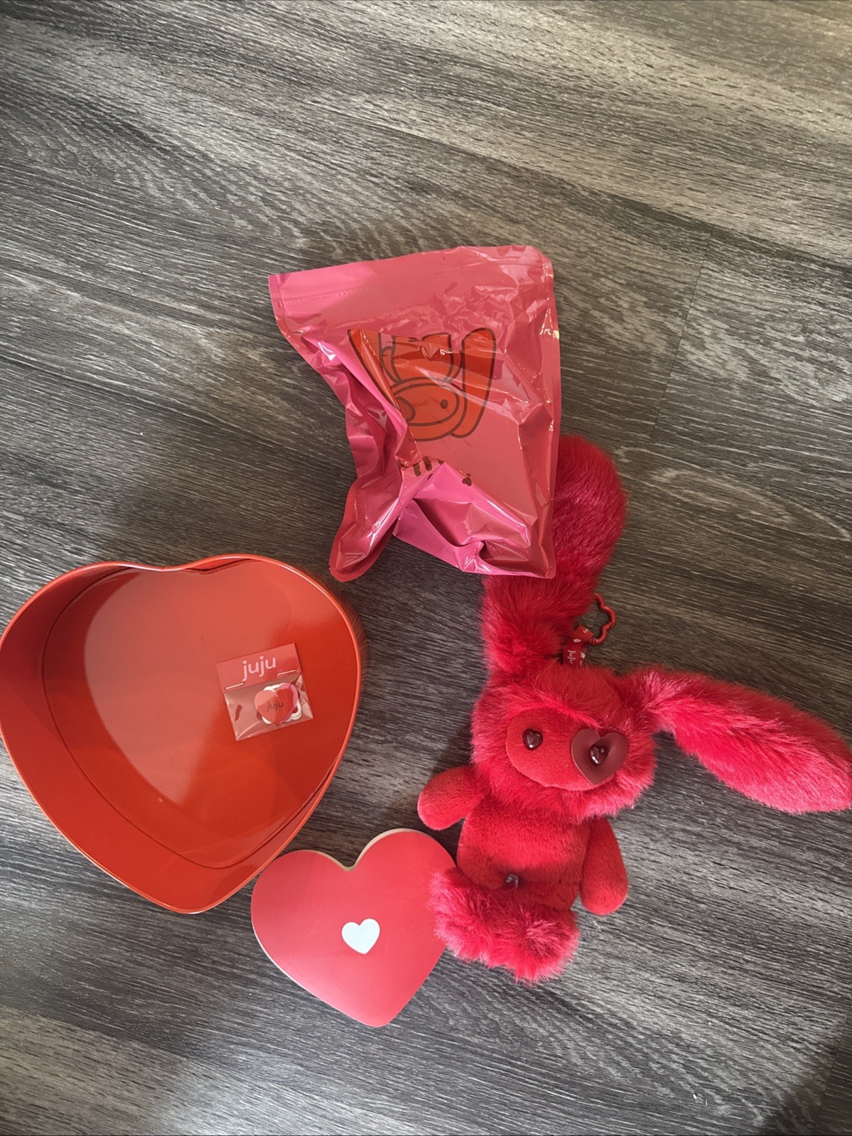 🔴CJ Hendry JuJu Punch Tin + Card