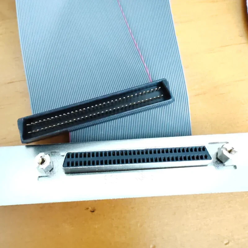 Computer SCSI P 68Pin Cabinet Hard Disk Array Data Cable Bracket FM Flexible
