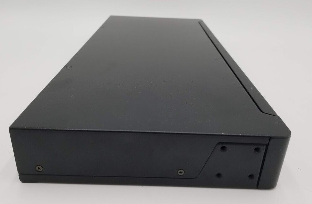 StarTech SV831DVIU 1U 8 Port Rackmount Switch