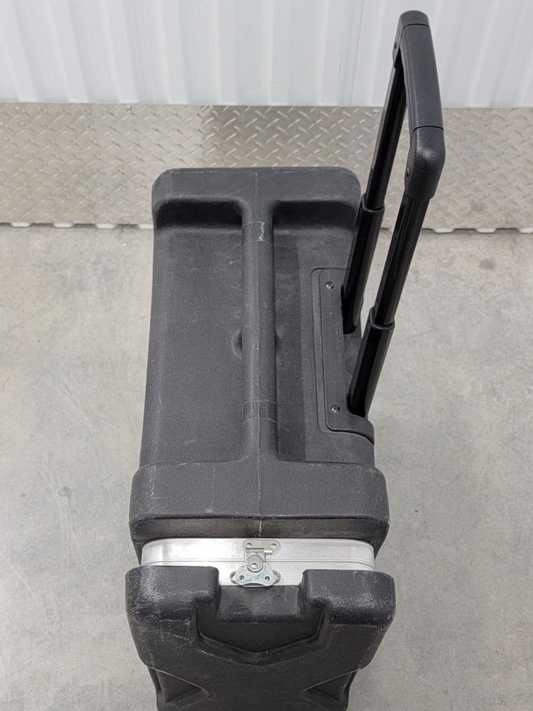 SKB 402-462 Rolling Shock Rack Hard Case