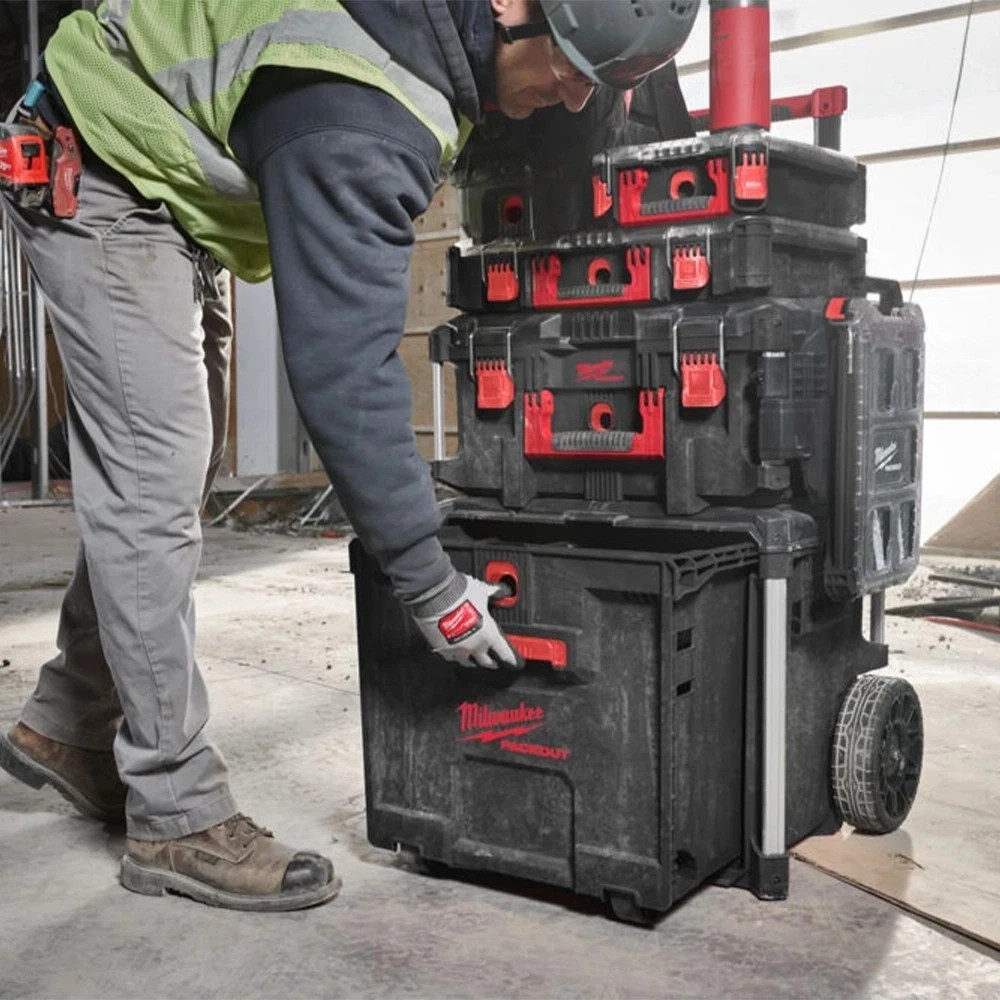 Milwaukee PACKOUT Rolling Drawer - Black Edition