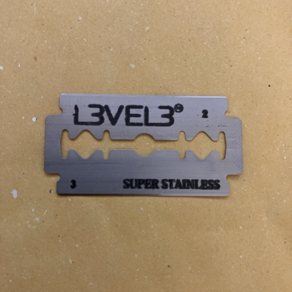 5 Double Edge Razor Blades, Level 3 Platinum