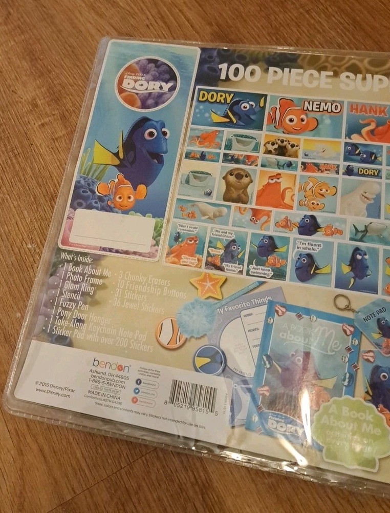 2016 Disney Pixar Finding Dory Activity Collection Unopened