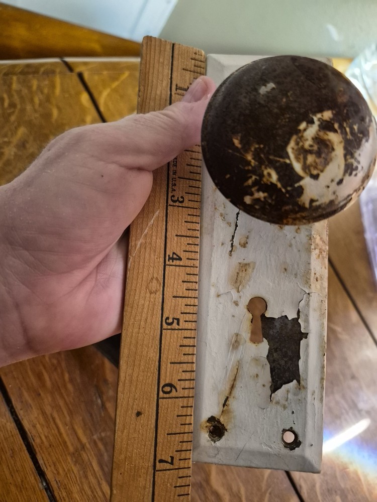 Vintage Metal Door Knobs and Face Plates
