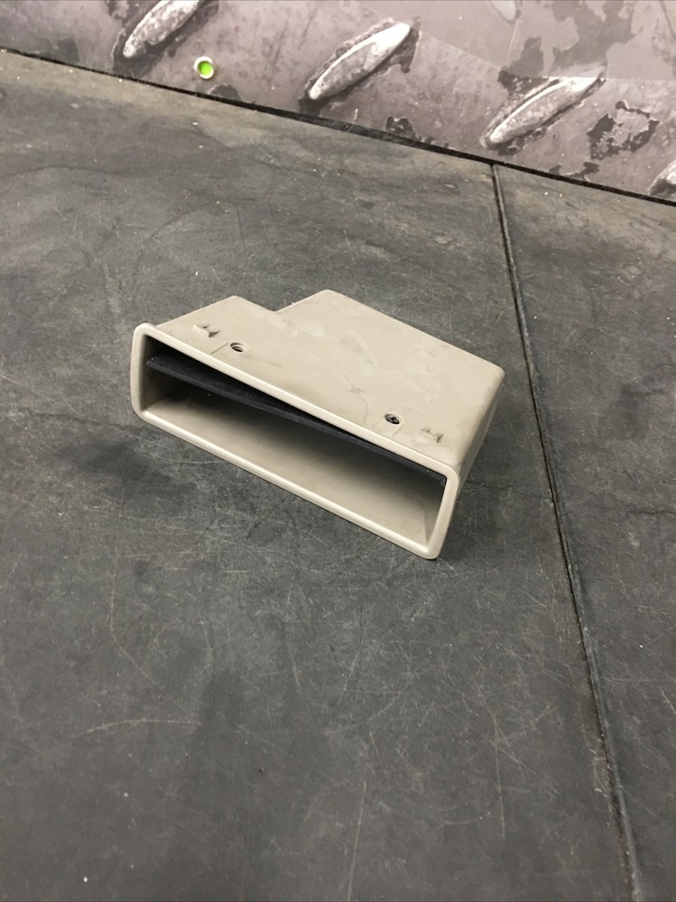 07 Grand Cherokee Dash Cubby Storage Bin