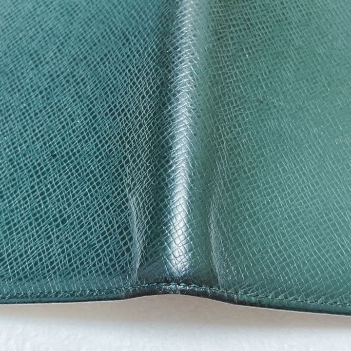 Used Louis Vuitton Taiga notebook case