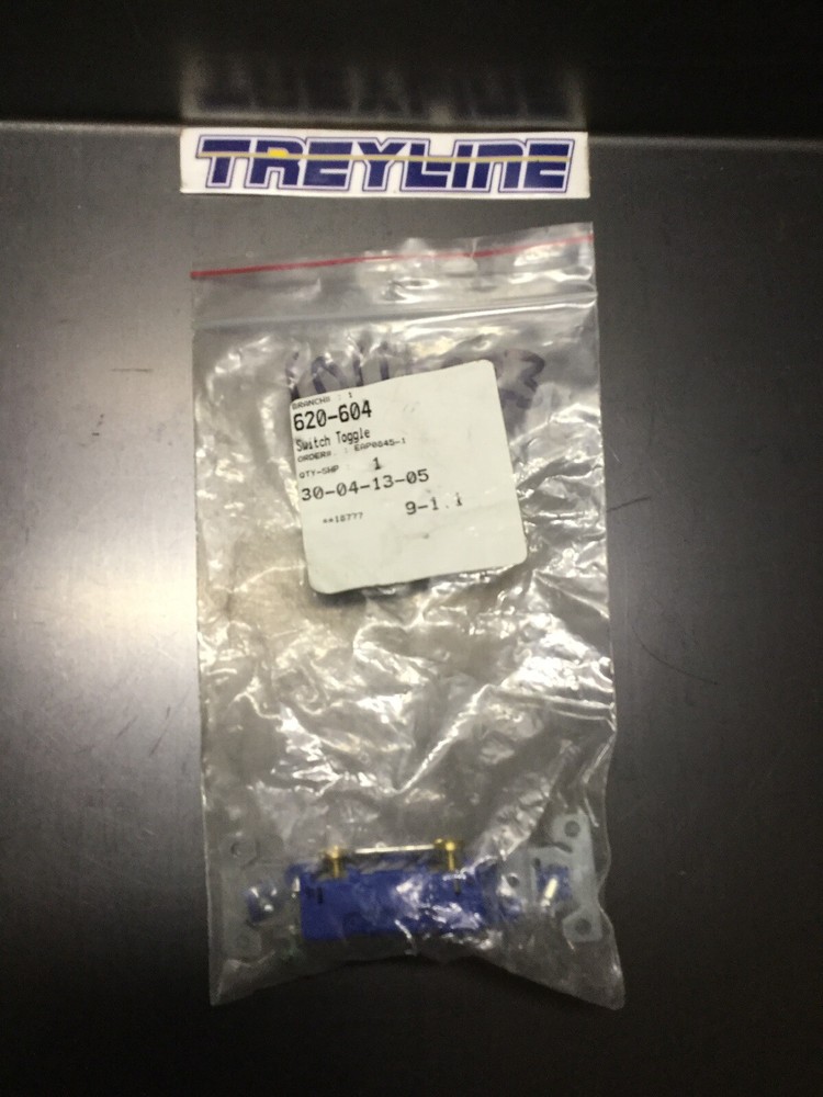 NEW, COOPER, 620-604, TOGGLE SWITCH, 1301-7B. (21C-4)