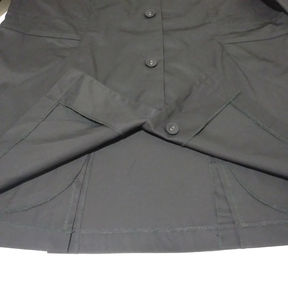 White Cross Lab Coat NWT Size Medium