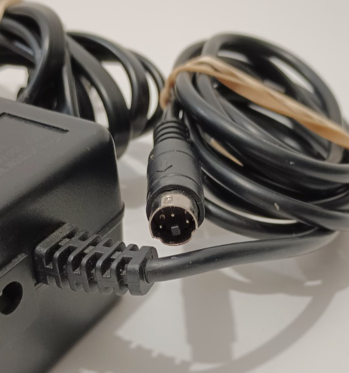 Behringer Eurorack Model MXUL3 Power Supply Adapter