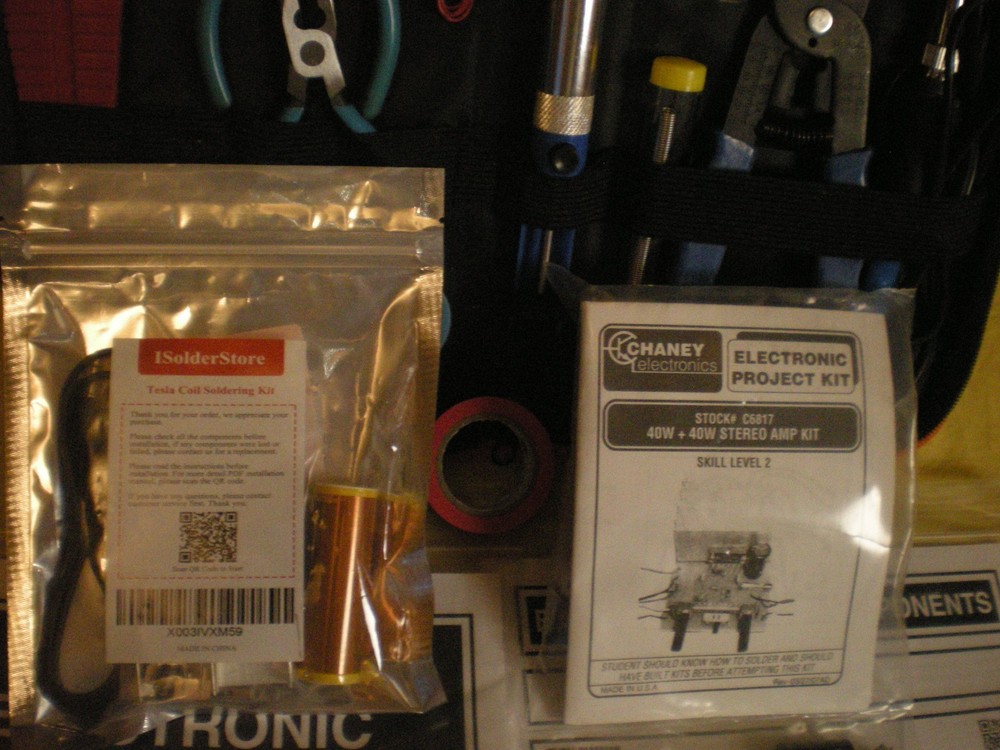 Electronic Learning Projects (76) NEW, +Soldering Tool kit, (SEE DESCRIPTION) ++