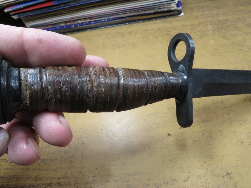 Vintage bayonet EME